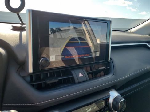 Used 2024 Toyota RAV4 XLE w/ Convenience Package image 33