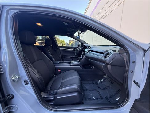 Used 2021 Honda Civic Sport image 11