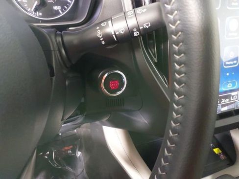 Certified 2026 Subaru Forester Premium image 27