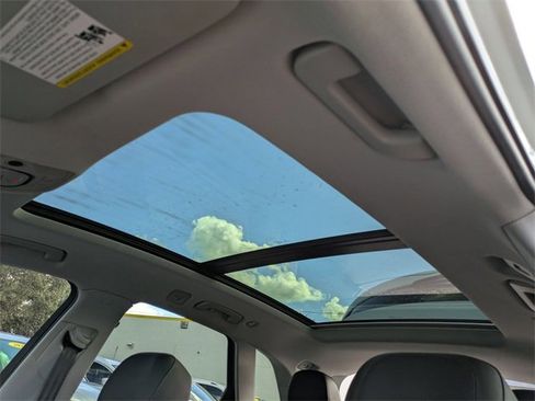 Used 2018 Audi Q5 2.0T Premium image 24