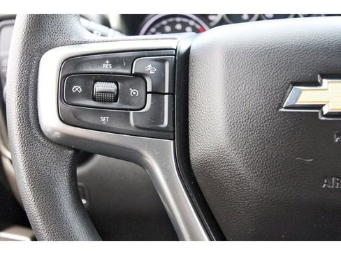 Used 2022 Chevrolet Silverado 1500 Custom w/ Safety Confidence Package RWD image 18