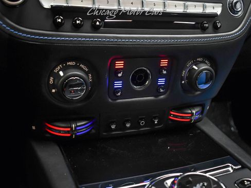 Used 2018 Rolls-Royce Wraith image 18