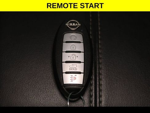 Used 2025 Nissan Altima 2.5 SV FWD image 9