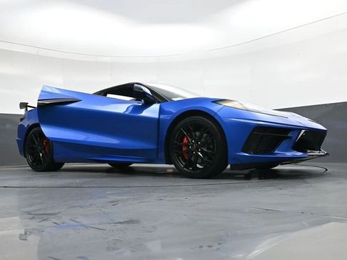 Used 2023 Chevrolet Corvette Stingray Preferred Conv w/ 2LT image 44