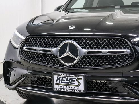 Certified 2026 Mercedes-Benz GLC 300 image 8