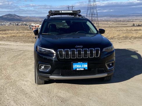 Used 2019 Jeep Cherokee Limited image 13