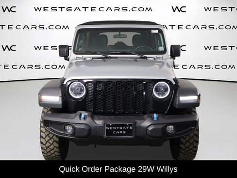 Used 2023 Jeep Wrangler Unlimited w/ Cold Weather Group AWD/4WD image 2