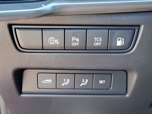 Used 2025 MAZDA CX-70 Plug-In Hybrid w/ Premium Plus image 19