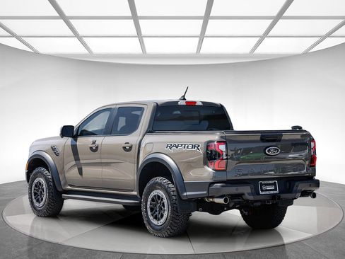 Used 2025 Ford Ranger Raptor AWD/4WD image 2