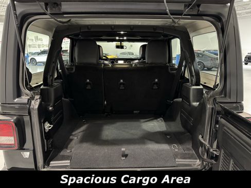 Used 2021 Jeep Wrangler Unlimited Sport image 13