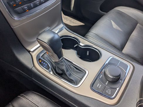 Used 2016 Jeep Grand Cherokee Limited AWD/4WD image 26