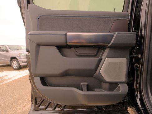 New 2026 Ford F250 Platinum image 24