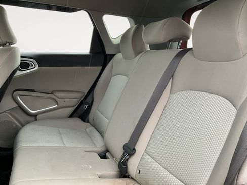 Used 2020 Kia Soul LX FWD image 15
