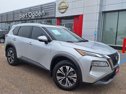 Certified 2021 Nissan Rogue SV w/ Premium Package