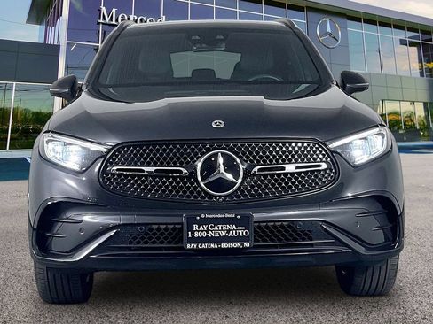 Certified 2025 Mercedes-Benz GLC 300 4MATIC image 3