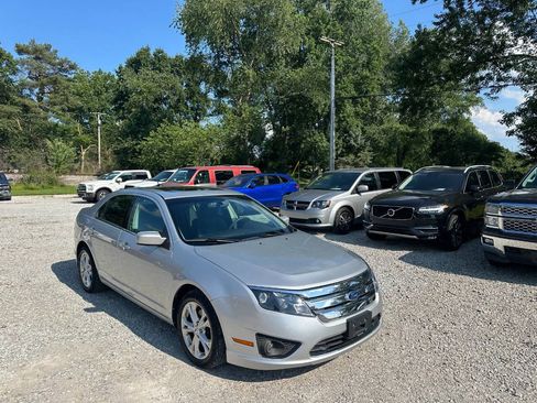 Used 2012 Ford Fusion SE FWD image 3