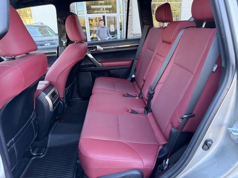 Used 2021 Lexus GX 460 Premium image 39
