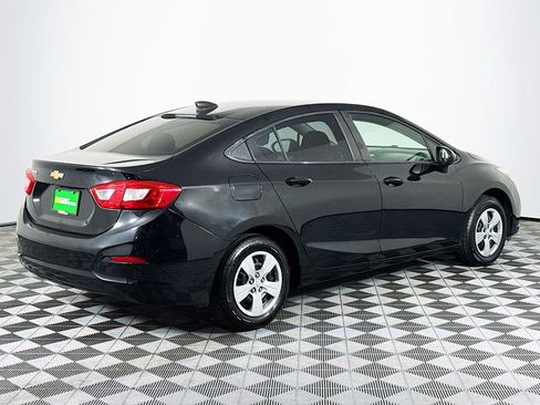 Used 2017 Chevrolet Cruze LS image 10