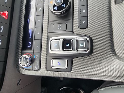 Used 2024 Hyundai Palisade SEL w/ Premium Package AWD/4WD image 16