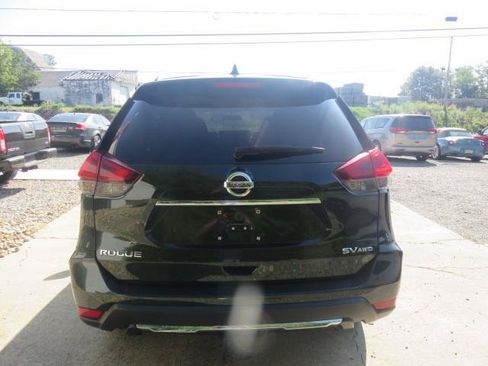 Used 2018 Nissan Rogue SV AWD/4WD image 6