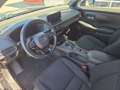 Used 2024 Honda HR-V Sport image 24