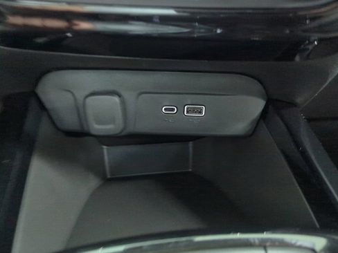 Used 2026 Chevrolet Trax ACTIV w/ Driver Confidence Package FWD image 18