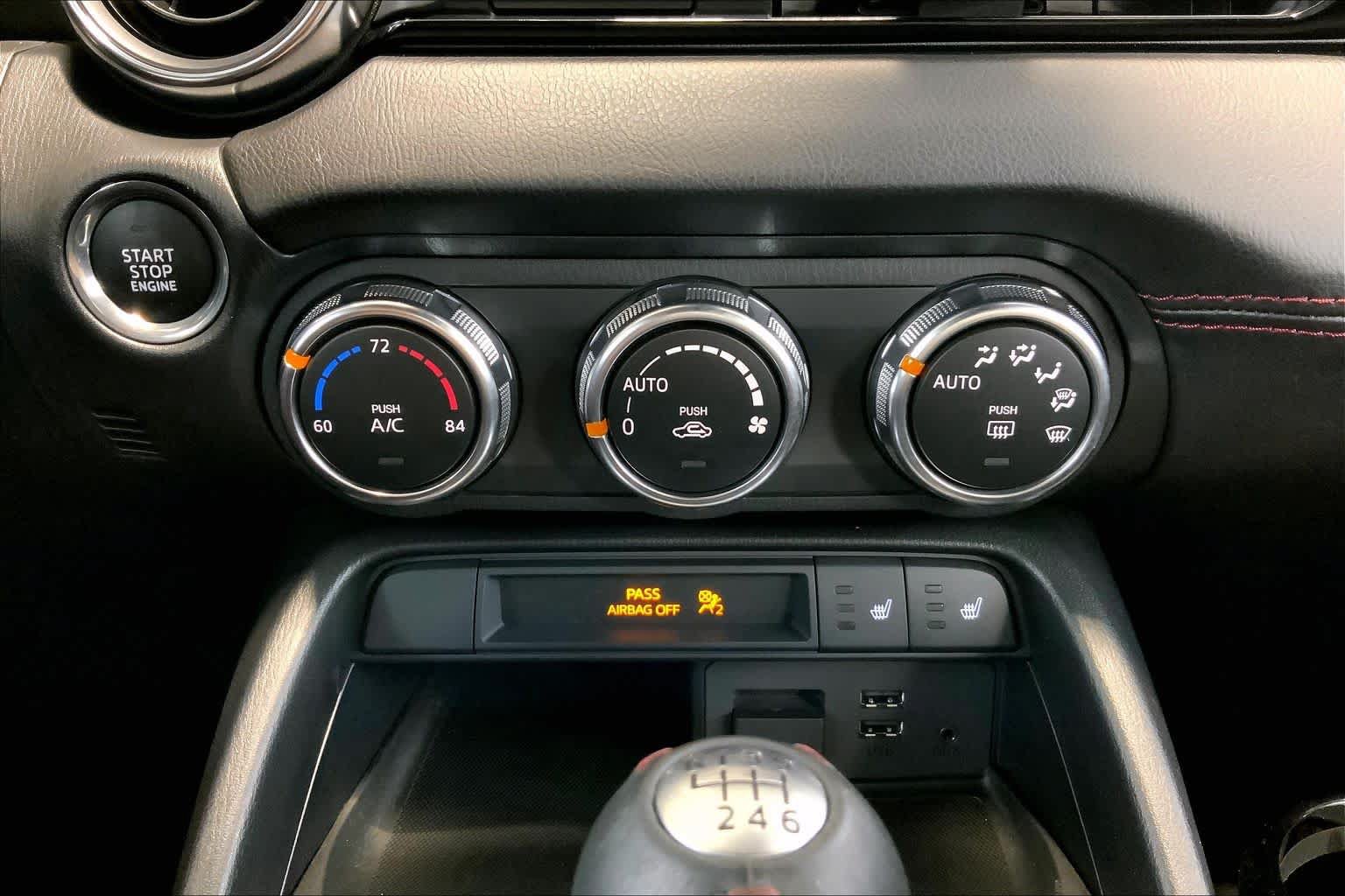Used 2016 MAZDA MX-5 Miata Grand Touring RWD image 35
