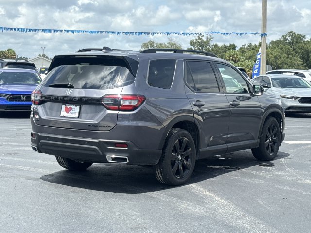 Certified 2025 Honda Pilot Black Edition image 7