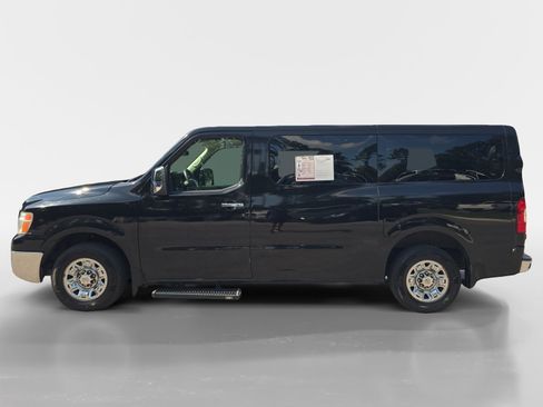 Used 2016 Nissan NV 3500 SL RWD image 2