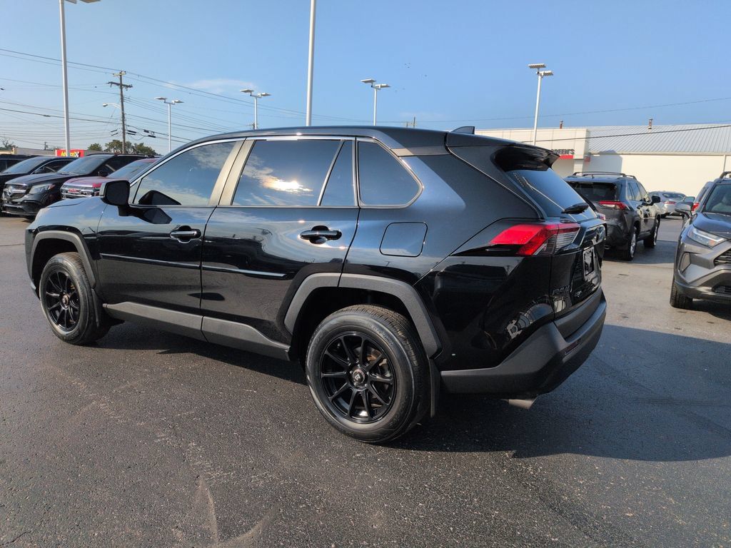 Certified 2023 Toyota RAV4 LE FWD image 3