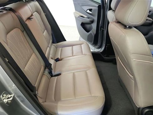 Used 2024 Buick Envista Avenir image 37