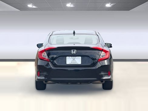 Certified 2018 Honda Civic EX-L image 9
