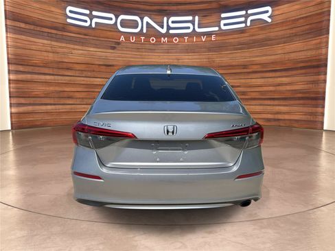 Used 2022 Honda Civic Sport image 5
