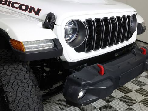 Used 2020 Jeep Gladiator Rubicon AWD/4WD image 43