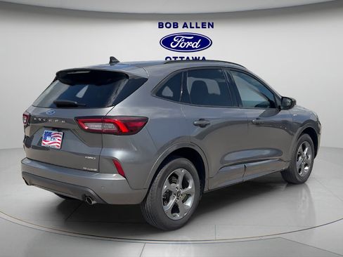 Used 2024 Ford Escape ST-Line w/ Tech Pack #1 AWD/4WD image 10