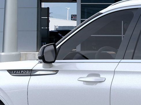 New 2025 Lincoln Aviator Black Label image 20