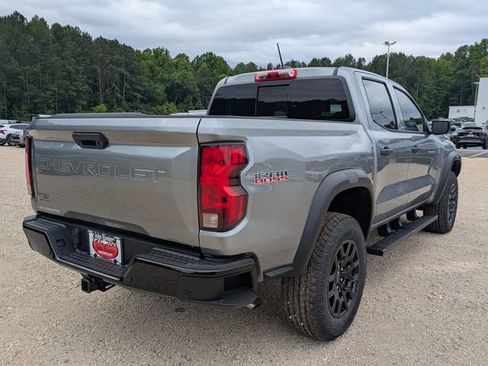 New 2026 Chevrolet Colorado Trail Boss AWD/4WD image 2