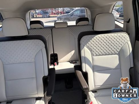 Used 2024 GMC Acadia Denali FWD image 5