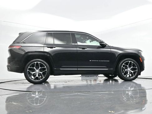 Used 2023 Jeep Grand Cherokee Summit image 22