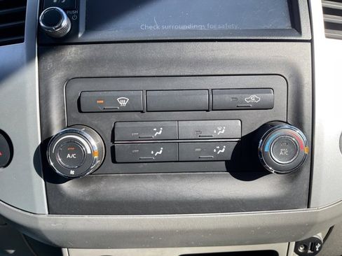 Used 2019 Nissan Frontier SV image 16