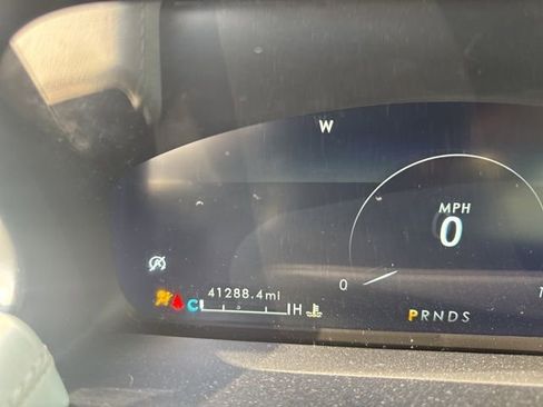 Used 2022 Lincoln Nautilus Black Label image 5