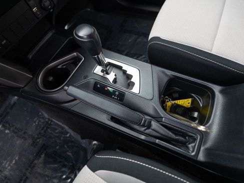 Used 2017 Toyota RAV4 XLE image 28