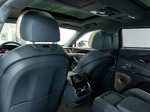 New 2026 Bentley Flying Spur Plug-In Hybrid AWD/4WD image 47