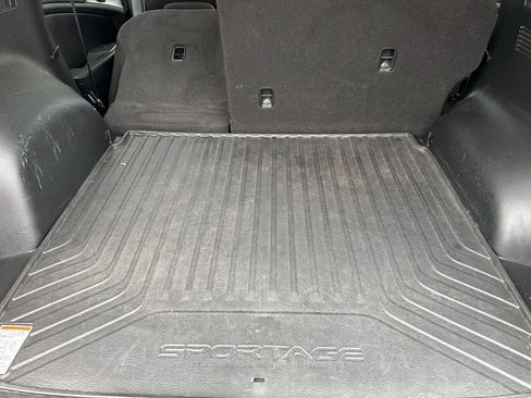 Used 2023 Kia Sportage LX image 12