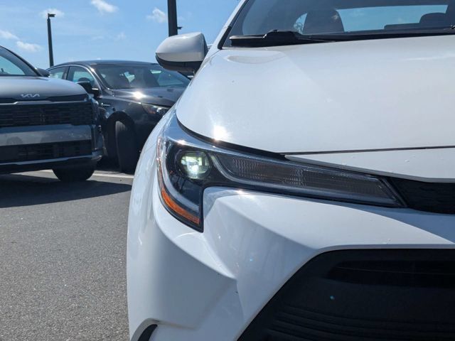 Used 2024 Toyota Corolla LE FWD image 9
