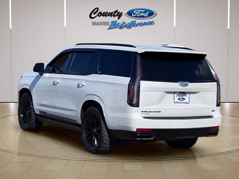 Used 2021 Cadillac Escalade Sport w/ Driver Assist Tech Package image 27