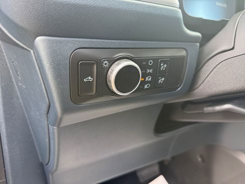 New 2026 Ford Maverick XL image 24