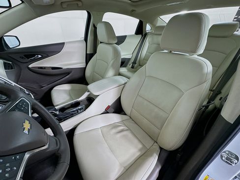 Used 2024 Chevrolet Malibu LT image 13