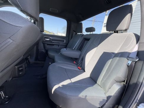 Used 2025 RAM 2500 Big Horn image 17