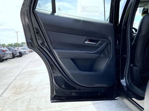 Used 2025 MAZDA CX-50 AWD 2.5 S w/ Premium Package image 21